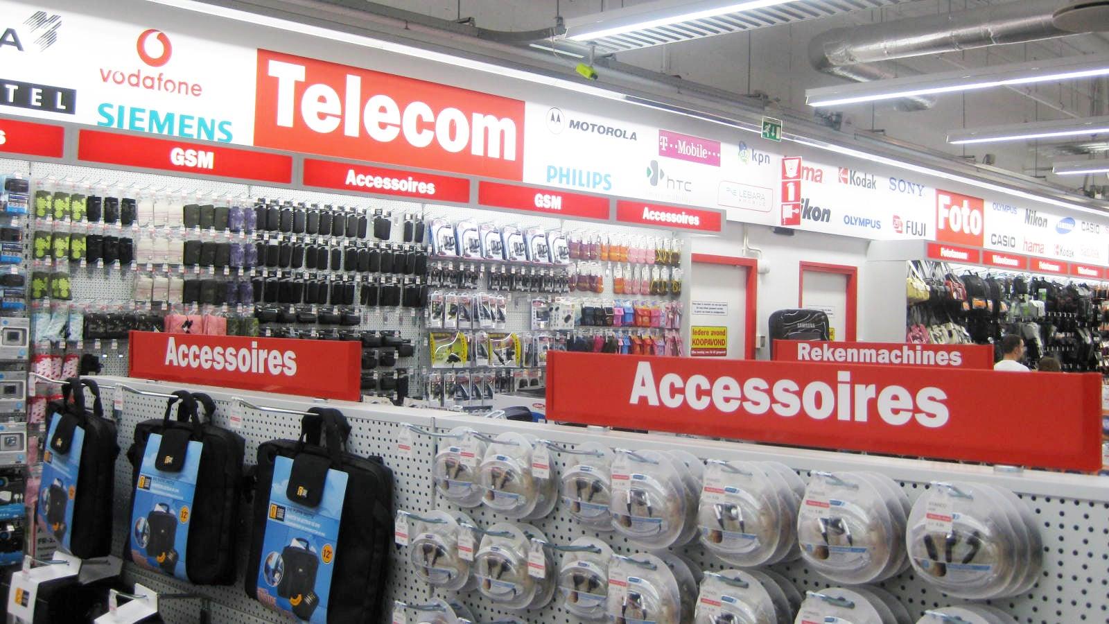 Large sélection d’accessoires et produits électroniques dans les rayons Media Markt